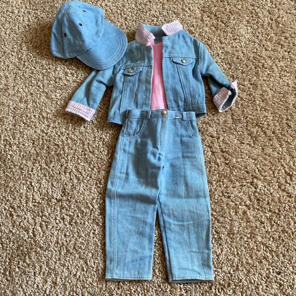 Magic Attic Dolls and Accessories - Picture 7 of 17